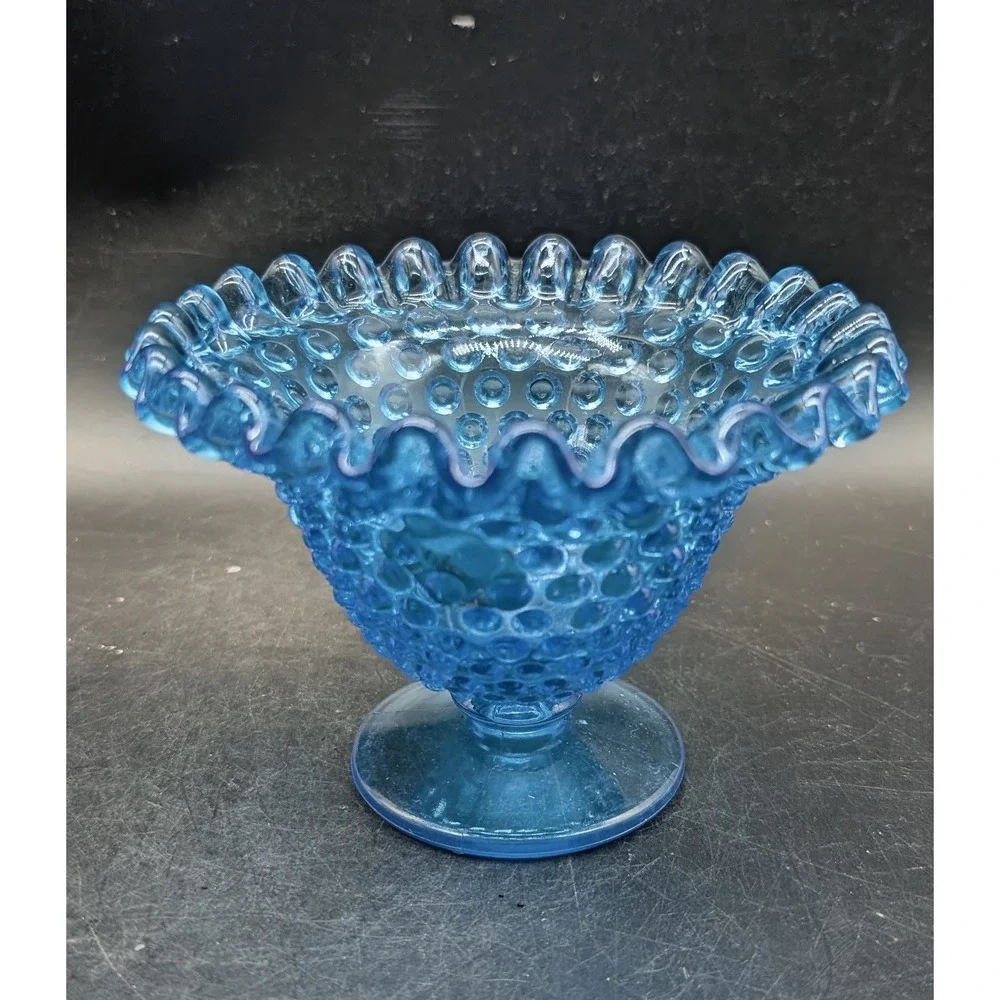Kanawha blue glass
